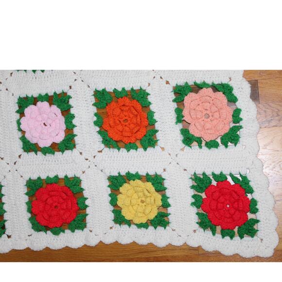 VTG Handmade 3D Crochet Multicolor Rose Flowers Granny Square Afghan 51”x66” - Picture 9 of 11
